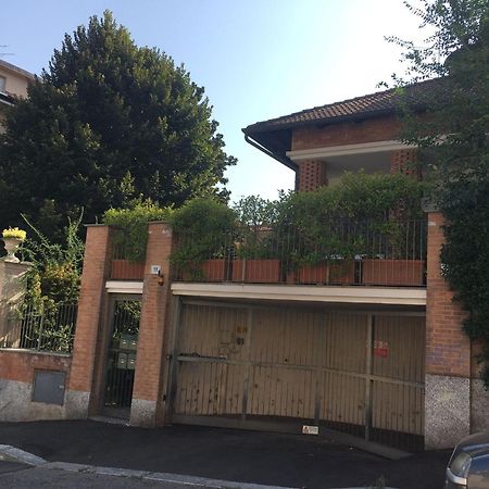 Appartamentino Autonomo Zona Gran Madre Di Dio Turyn Zewnętrze zdjęcie